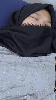 Ibu tiri Minta Tolong Dia Menggunakan Dildo, Tetapi Saya Tidak Boleh Menentang Pancut ke dalamnya - Minokiiko