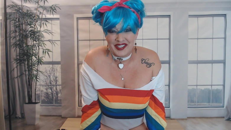 Abby Anna: I love a tiny penis