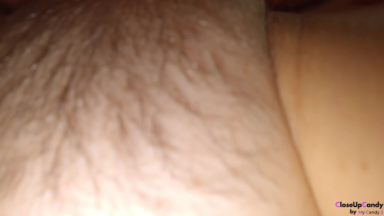 CloseUpCandy: फुहार भरे चरमसुख तक प्यारी बिना शेव की हुई चूत खाना - चरम क्लोज अप asmr गांड चुदाई और चूत चाटना