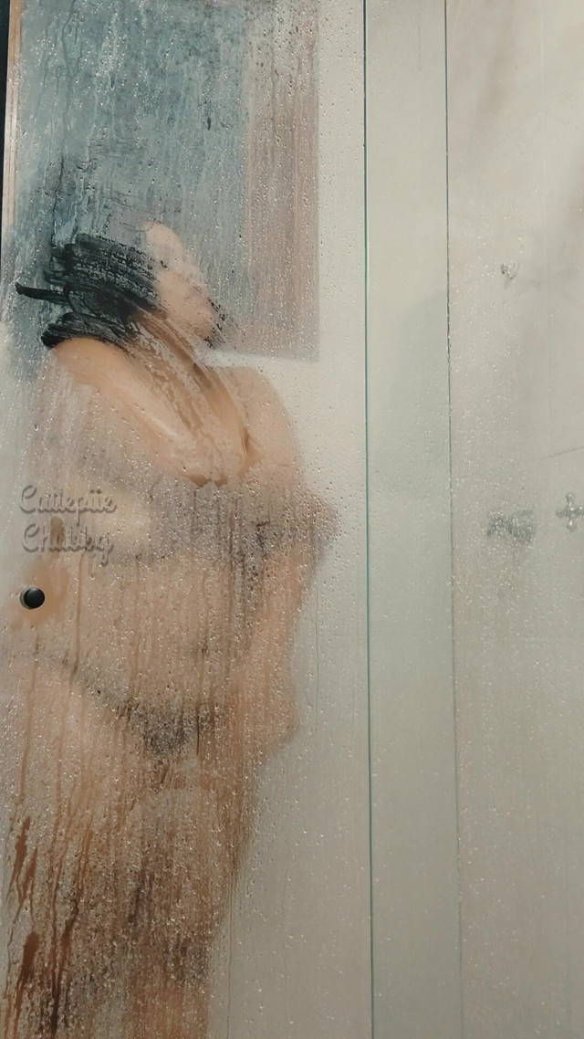BBW Ebony Taking a Hot Shower (Anna Bloom) BBW Ebony Taking a Hot Shower (Anna Bloom)