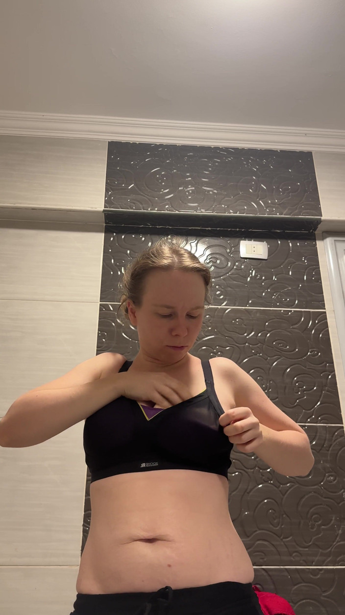 SweetLucy96: Hot strip i badrummet