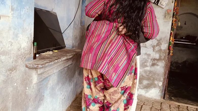 Yourgeeta8899: ganv ki larki tang choot xxx vidiyo, pahli baar xxx...