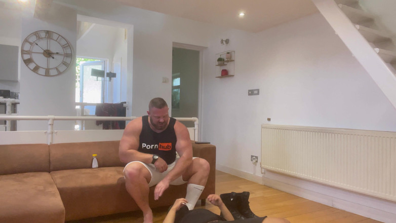 Jack stacked: 靴子和脚蜂蜜崇拜与脚奴隶