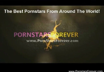 Pornstars Forever: File çorap giyen esmer genç kız sert seks sırasında yüzüne boşaltılıyor