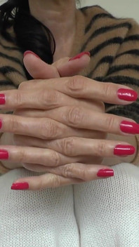 Röda fingernails JOI del 1, presenterad av Lady Victoria Valente