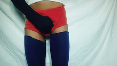 Cross Indian: Nachytal jsem svou 18letou nevlastní dceru, jak se dívám ve sprše...