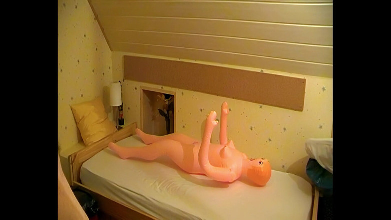 Mark Hannes: Sexdoll préservatif, baise, masturbation