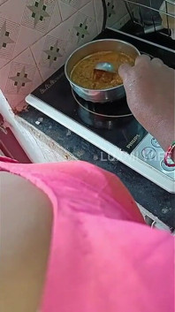 Blouse Petticoat Cooking & Boobs