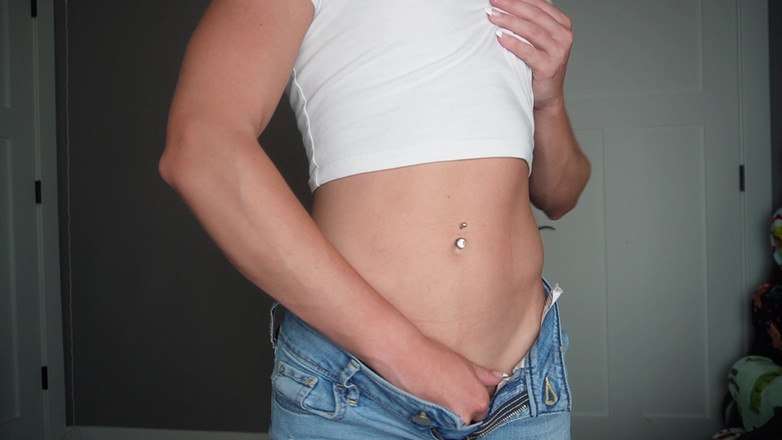 Keeks3005: Padrastro atrapado oliendo mis jeans