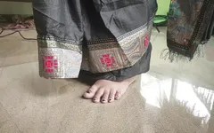 Vaishnavy hete Saree Navel gat likken en zuigen door Sharun Raj, Navel likken romantiek in Saree met hete borsten pers en lip lock