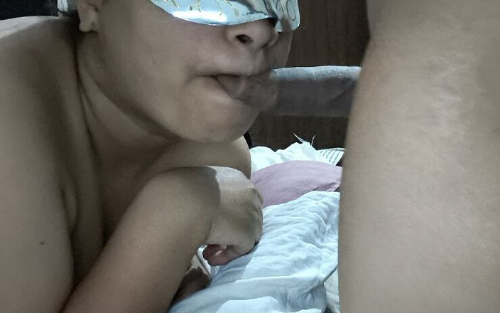 Sexgarl84: Vandaag belde Priyanka Bhabhi de secretaresse naar het hotel en...