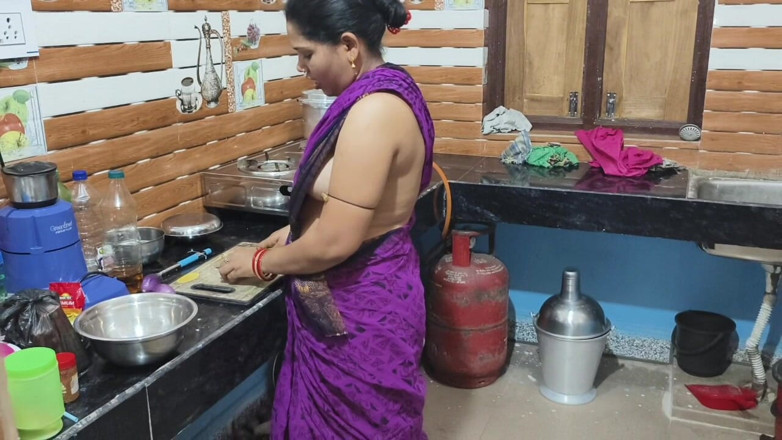 Sona bhabhi: Indian Housewife Hard-core Sex in Kitchen Room by Her Husband's...
