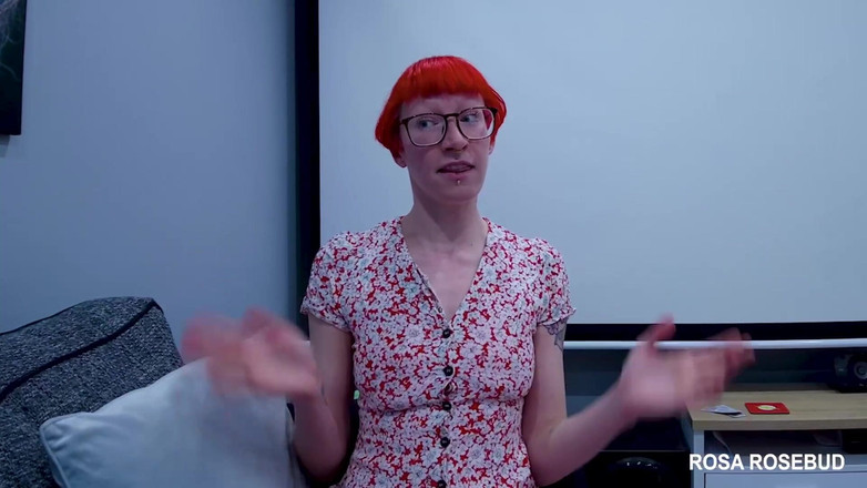 rosarosebud: Plachá dívka fake castingový hovor s kouřením a anální hrou