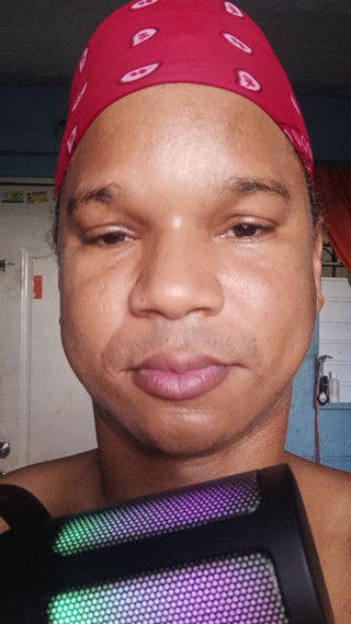 ReyEstrellaSol: With a Beard or Without a Beard