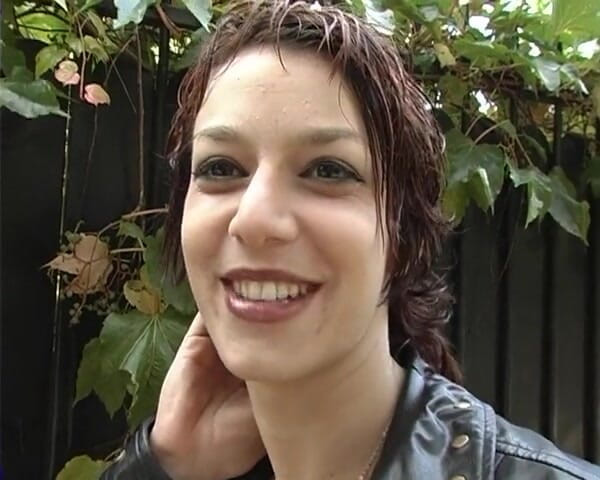 La France a Poil: Sexy 22 Yo Redhead Slut Sodomized and Jizzed Outdoor
