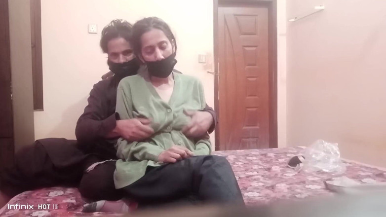 SHAKRATASNEEM: Dasi गांड चुदाई पर इतनी हॉट चुदाई कर रही है