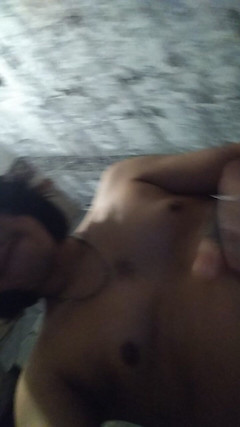 AlexAlejandro13: 老男人