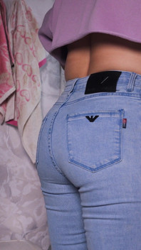 Jerking off and Cumming on My Maid's Denim Ass (free Use)