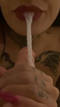 POV-blowjob in der badewanne