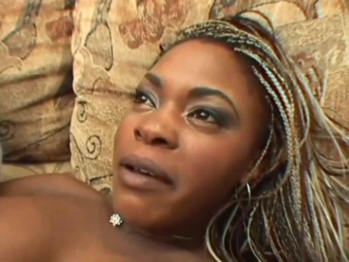 American Idol X: Very sexy huge boobs black girl double penetrated anal threesome