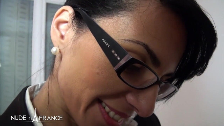 Nude in France: So pretty milf real estate agent gets banged and facialized...