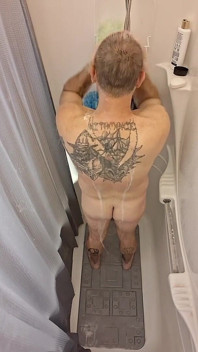 Dubesnackes, Showing Time and Soaping up and Rubbing His Sexy Body.