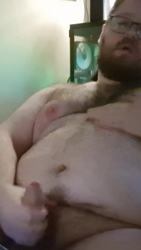 Chubby Guy Masturbates When He's Home Alone