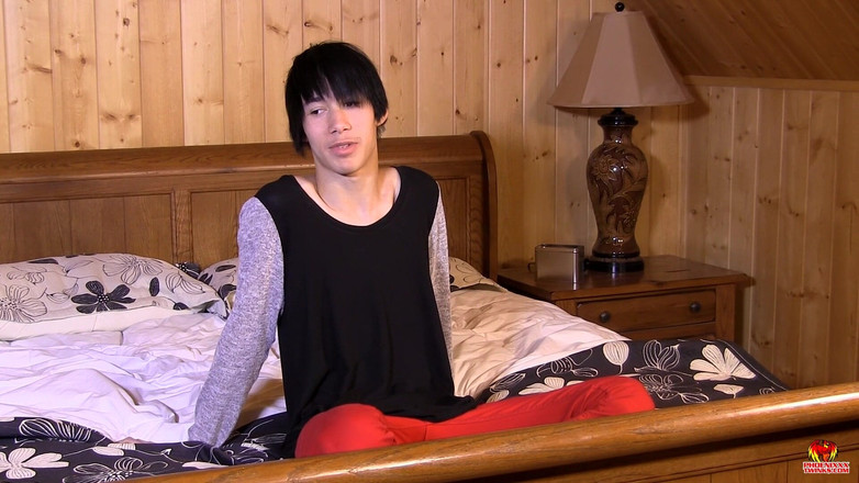 Phoenixxx: Adortable Daniel को हाय कहो