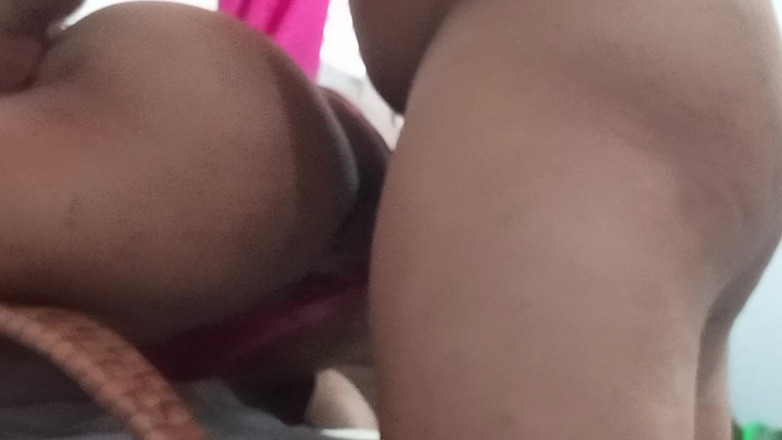 anal_queen_amateur: With Her Anus Open, the MILF Girl Pours Her to...