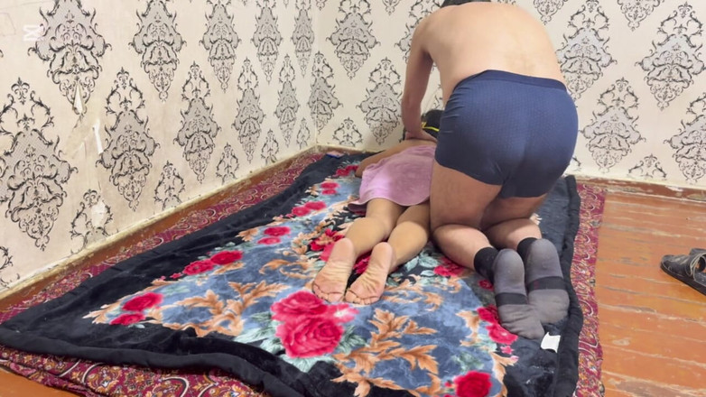 Roben: Adik ipar datang ke bilik saya separuh bogel