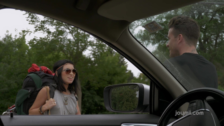 Joymii: Joymii - Muž podvádí její manželku od tohoto sexy stopaře