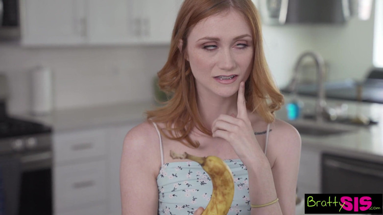 BrattySis: Min styvsyster är bananer
