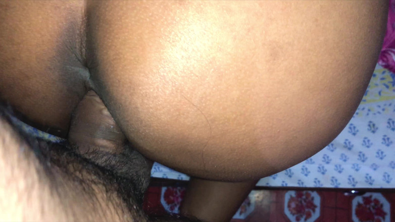 Lustybaby605: Ha fatto scivolare il mio cazzo nella sua figa