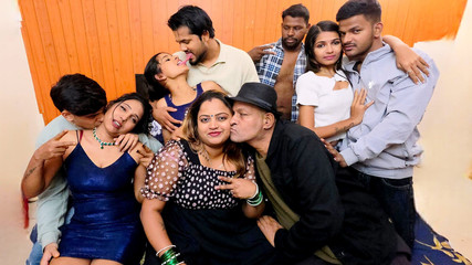 Hotmaster: Hintli en iyi grup seks