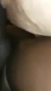 캠부 아래에서 뚱뚱한 보지를 두드리는 흑인 대물 자지