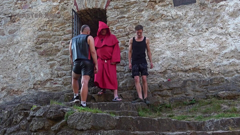 Master Drex: Rental at Castle