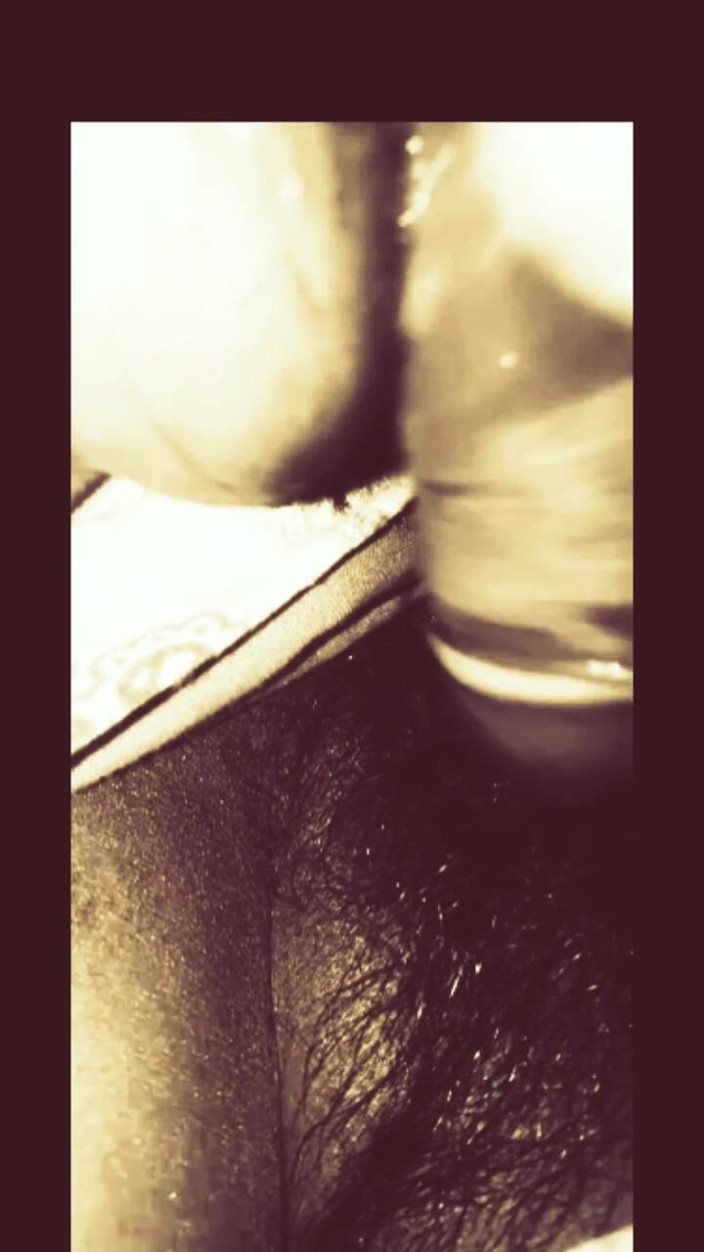 Sweet: Video de sexo indio caliente, grandes libros