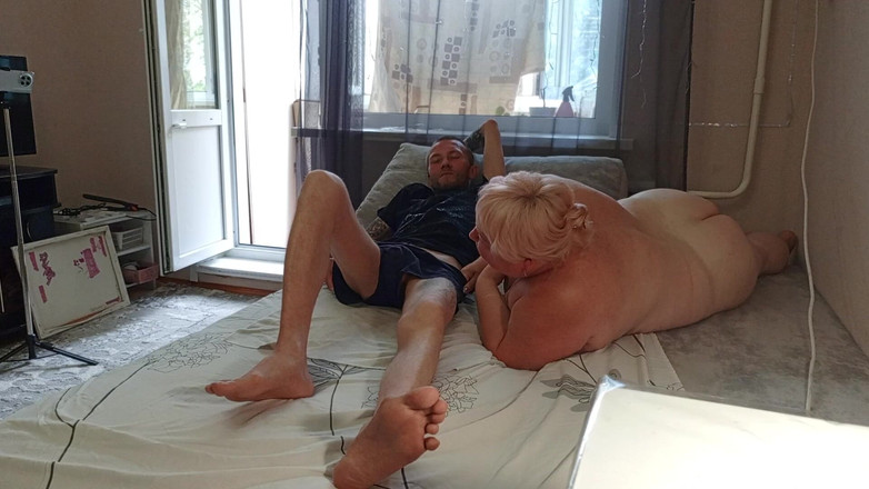 Zona901: Kouření od přítelkyně se spermatem v ústech a polykáním