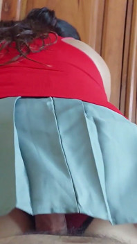 그녀의 귀여운 빨간 팬티와 애널 섹스 그녀는 내 페니스 드립을 만들었지 만 그녀는 계속 문지르고 있어