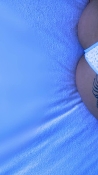 Henjutan keras bahawa awek kolej bertatu seksi itu