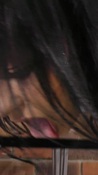 Sedenta Dafne por Wet e Pissy