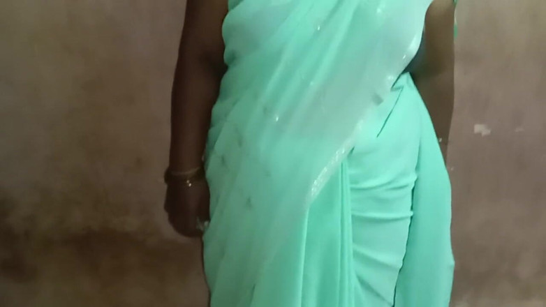 Tamil Anti Uma235: Fui a La Casa De Mi Tía Y Vi Que...