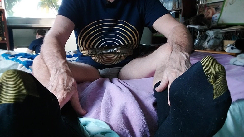Hairyartist: Ontspan met mij mijn voeten en sokken