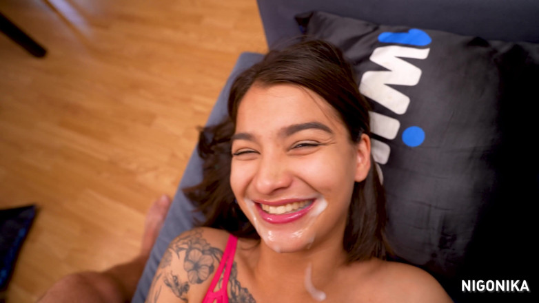 NIGONIKA: Model Kaya Finch Gave Her Producer a Blowjob for Uploading...