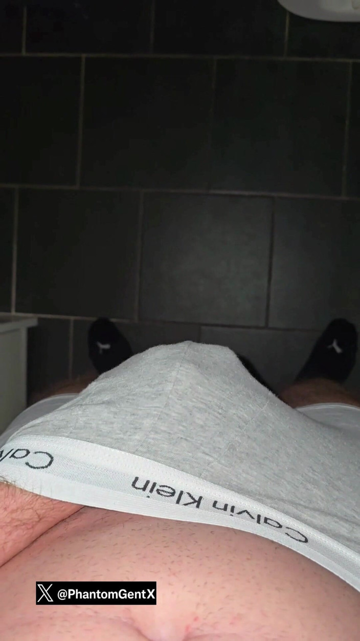 PhantomGentX: Dominante GhostGentx acaricia pau grosso com conversa suja provocante