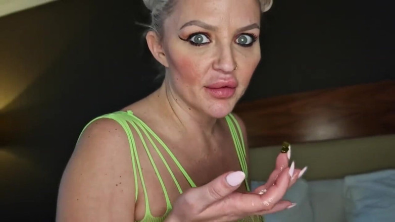 Creampie Clinic: Anal stretch stor tuttad weewee hora