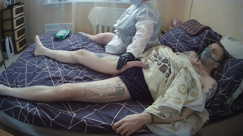 Zona901: Hastaya ereksiyonünü kontrol etmeye ve analiz için sperm almaya geldim