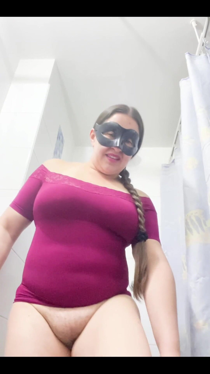 Valery Saenz xxx: Latina Cheater