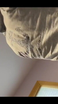 Squeezing Balloon to Anally Insert Ozone Into Ass
