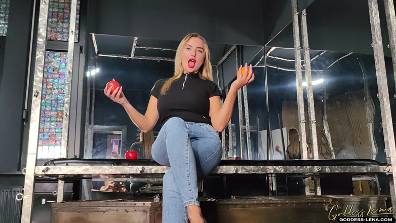 Goddess Lena: Feeding Time